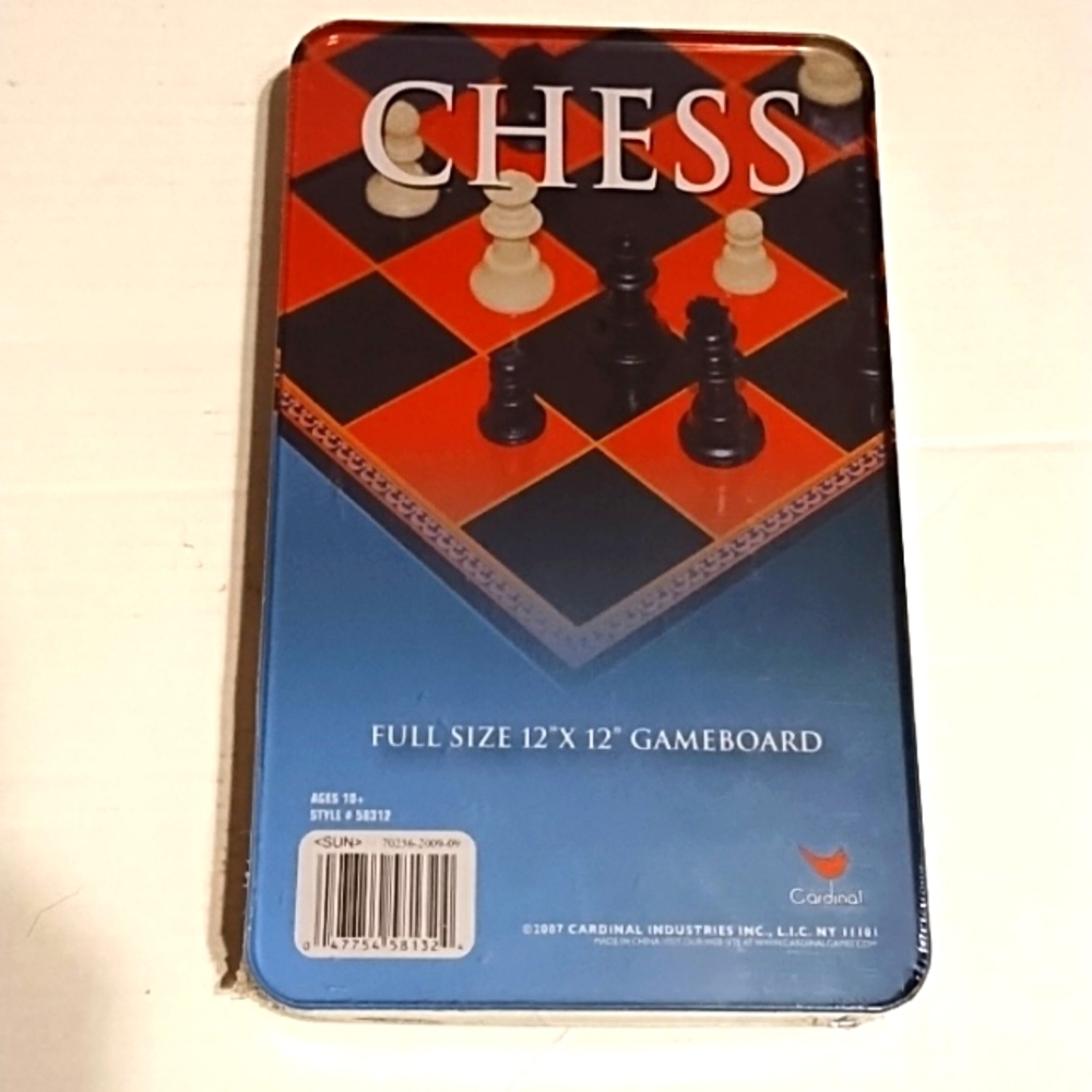 New Chess Set in Metal Tin Case - Picture 5 of 6